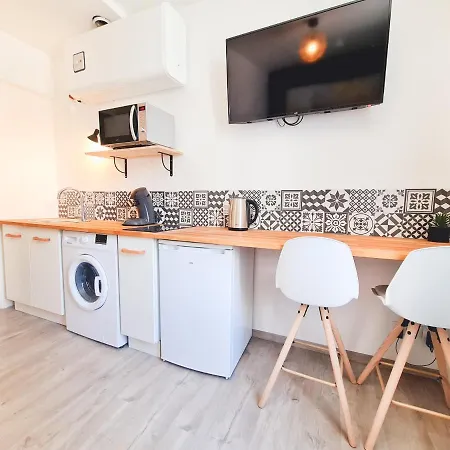 Le Bourget - Petit - Apartment *